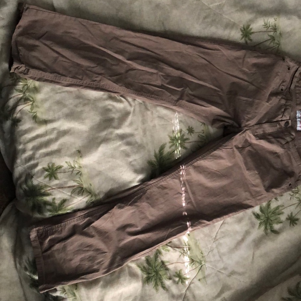 IZOD khakis 36x30 straight comfort fit